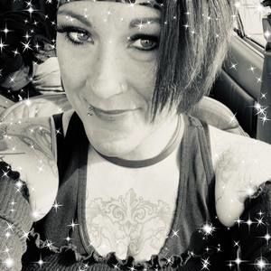 Meet your Posher, Dana